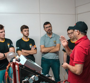 Equipe Pato a Jato visita a INJEPRO